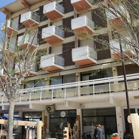 Suprem Sul Mare מלון 3*