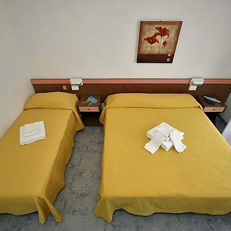 Hotel Suprem Sul Mare 3*
