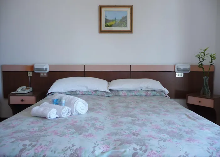 Hotel Suprem Sul Mare 3*