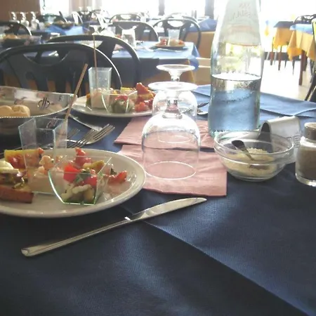 Hotel Suprem Sul Mare