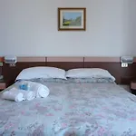 Hotel Suprem Sul Mare 3*
